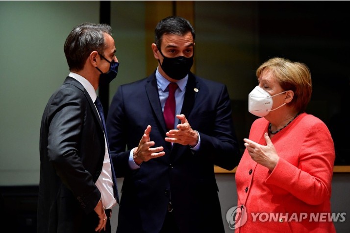 EU, 경제회복기금 타협안 제안…합의 도출 여부 주목 EU, 경제회복기금 타협안 제안…합의 도출 여부 주목
