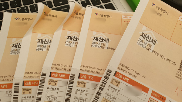  세대차이. 부모가 자식의 발목을 붙잡아 부러뜨릴수도