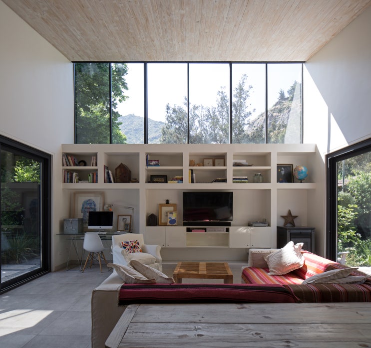  El Arrayan House / Oficina Bravo (엘 어레이 란 하우스 / 오피 치나 브라보)