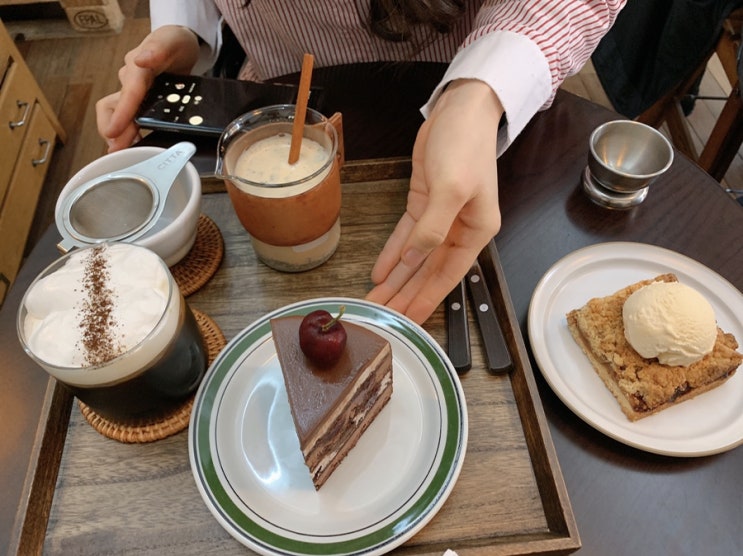  서울대입구역 샤로수길 고로커피로스터스 카페 :)