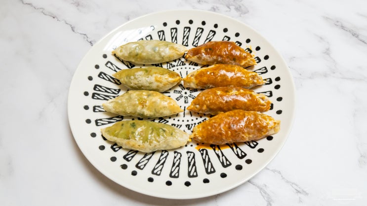  풀무원 얇은피 꽉찬 교자만두, 매콤해물! 어떻게 해먹어도 맛있다~