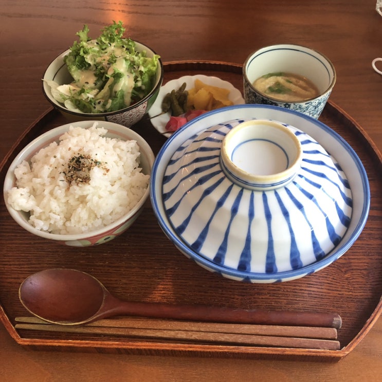  반석동 안다미로 카레 먹고 갯마을가서 칼국수 먹고