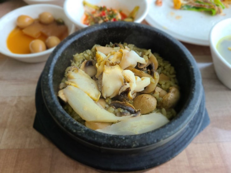  부산 알려주고 싶지 않은 로컬 맛집 송정 다솥맛집 전복송이밥