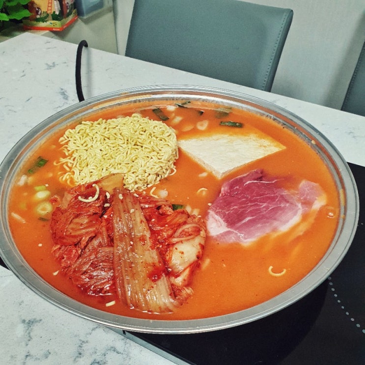  이마트 트레이더스 김치찌개 직접 먹어본 소감