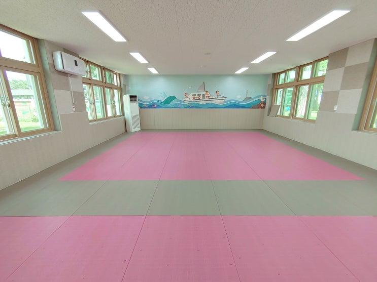  전북 순창 팔덕초등학교 소규모실내체육시설 - 다오코리아 안전 바닥매트&안전 보호벽매트(안전패딩) 설치