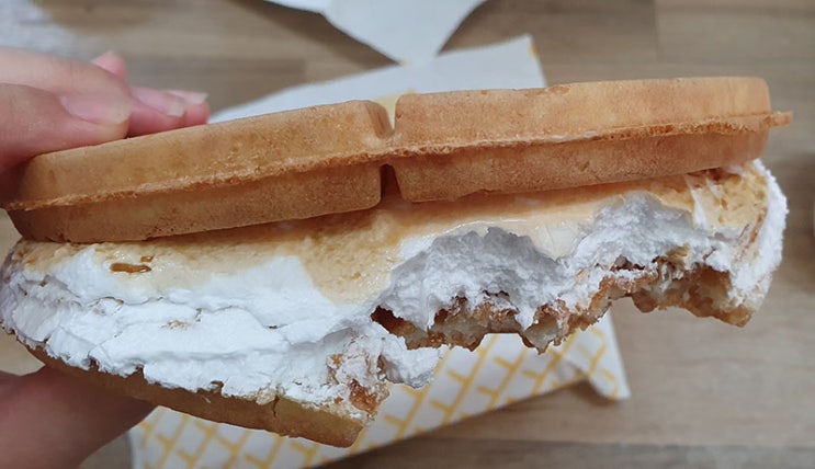  [와플대학] 집 앞 와플집에서 와플 먹기! 맛있당~ㅎ 와플대학 인천 계산역 캠퍼스 와플 메뉴들!