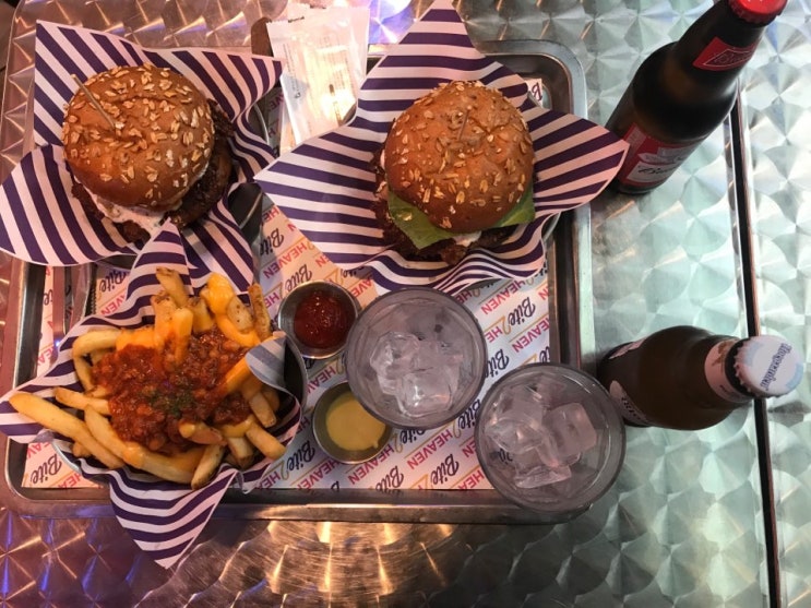  [강남역 수제버거 맛집] "겉바속촉"의 대명사 바이투헤븐 후기.