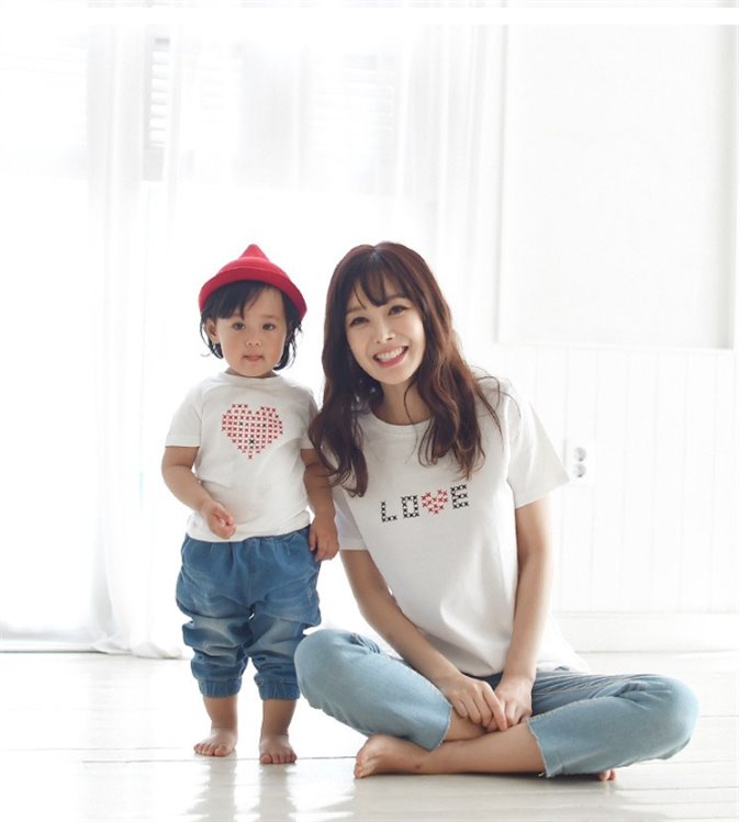  이주 셀잇템 몽피마피 여성 스티치 반팔 알아봅시다