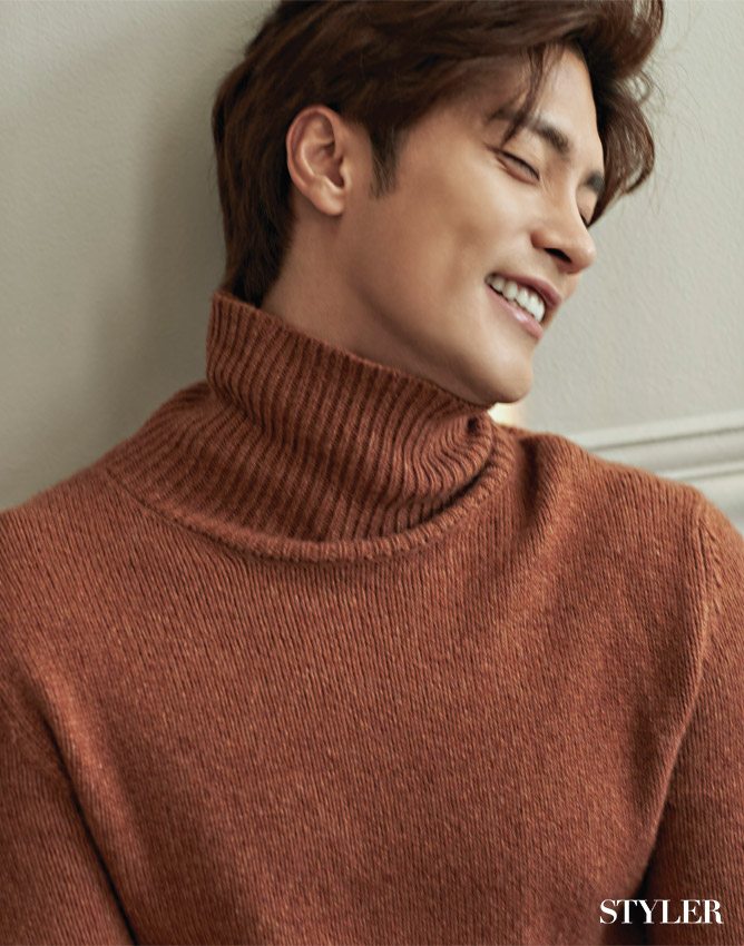 성훈 나이 수술전 키 인스타 학력 고향 몸무게 성형전후 본명 가족관계 혈액형 발사이즈 종교 데뷔 소속사 드라마 영화 방송 예능 뮤지컬 라디오 뮤직비디오 광고 출연작 성훈 나이 수술전 키 인스타 학력 고향 몸무게 성형전후 본명 가족관계 혈액형 발사이즈 종교 데뷔 소속사 드라마 영화 방송 예능 뮤지컬 라디오 뮤직비디오 광고 출연작