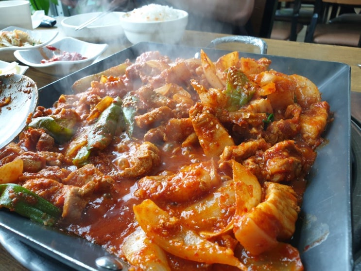 평택 안중 제육볶음이 맛있는 일품 생고기 두루치기