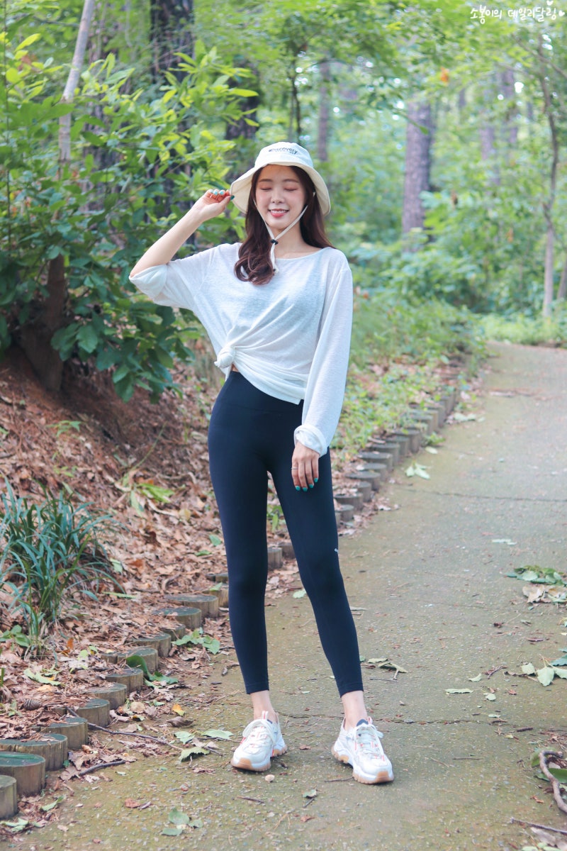 여자 등산 패션, 디스커버리 레깅스 & 패커블 햇 코디로 센스있게 : 네이버 블로그 여자 등산 패션, 디스커버리 레깅스 & 패커블 햇 코디로 센스있게 : 네이버 블로그
