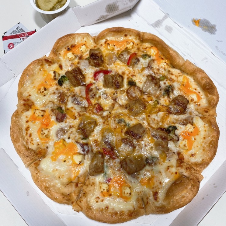 [R] 피자헛 얼티밋 치즈포켓 피자 후기 / PizzaHut Ultimate cheese pocket