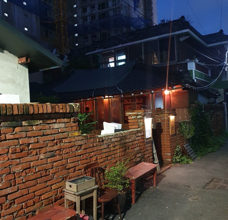  부산 동래 [고택] 오래된 기와집 개조한 앤티크하고 분위기 있는 공간