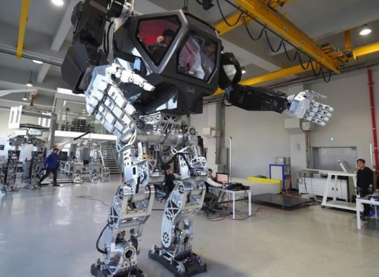 2017년 메서드-2 거대 로봇... 기계로 대체되는 일자리