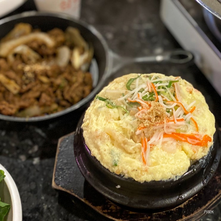  신사역 삼화식당 1972 / 점심 메뉴 : 갑오징어볶음, 누룽지계란찜, 삼화면, 해남묵은지찌개