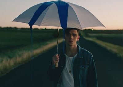 라우브(LAUV)-Paris In The Rain(가사/번역/해석) 라우브(LAUV)-Paris In The Rain(가사/번역/해석)