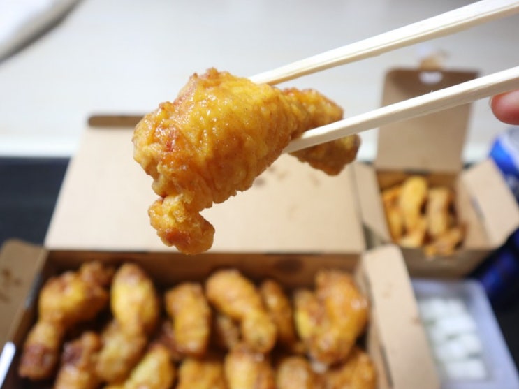  교촌치킨 허니콤보 가격은 10년만에 먹어봤어요
