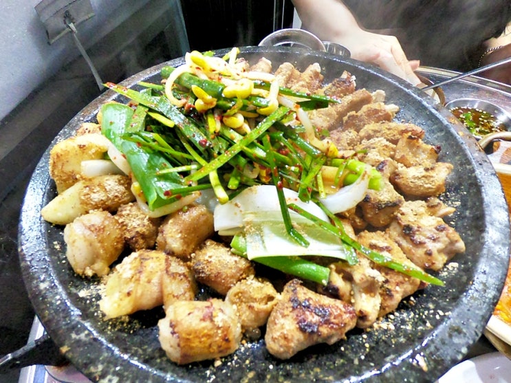  중앙동곱창 토평 한우소곱창 생간도 주는 모듬세트