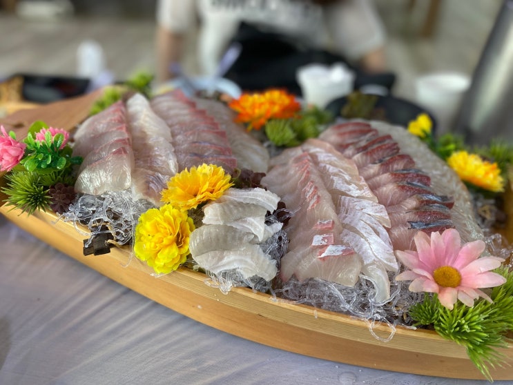  [게스트하우스/류] 속초 동명항 회 맛집:) 신가