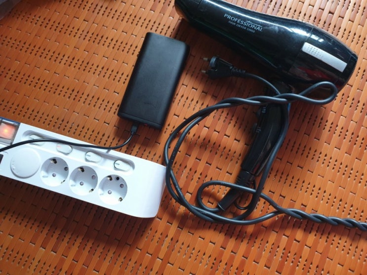 안전 멀티탭 USB 충전 가능한 하이탭 4구 멀티탭 안전 멀티탭 USB 충전 가능한 하이탭 4구 멀티탭