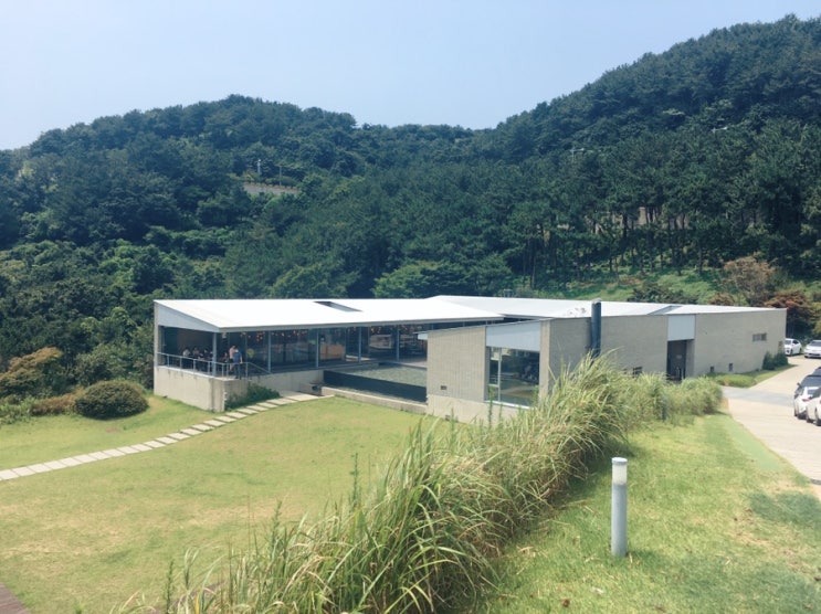  여행다녀온 듯 힐링점심한끼: 바다뷰 가득한 오륙도가원