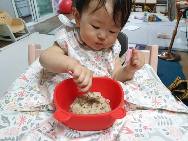 빅풋실리콘 흡착볼 (베어) : 13개월아기 자기주도식 이유식 연습중