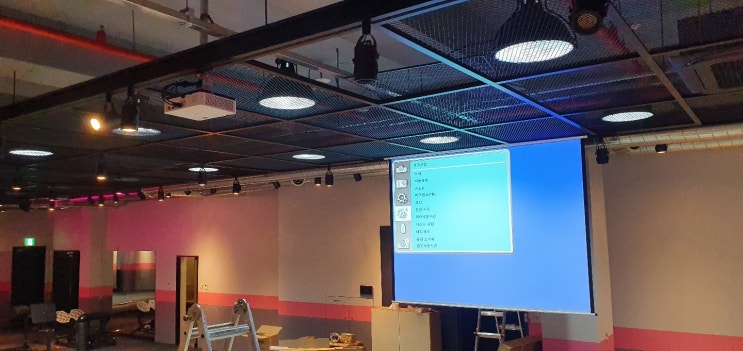  구리 전시장or강당 체육관 프레젠테이션 빔프로젝터 찐사용기