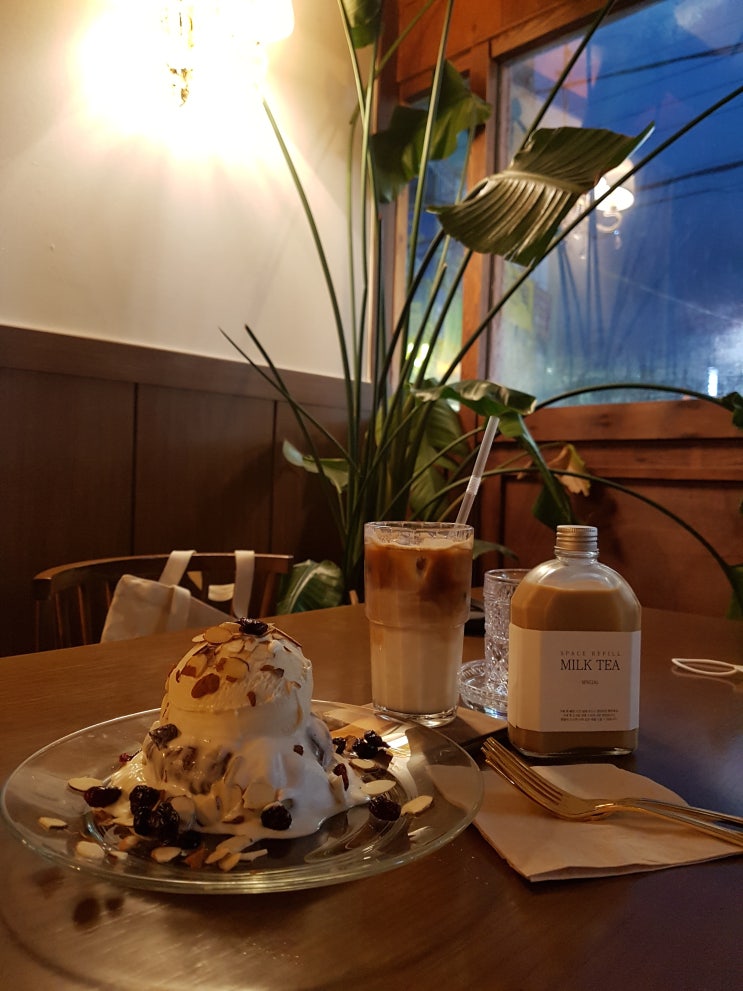  동래 디저트가 맛있는 카페/동래 분위기 좋은 카페 : 동래 카페 공간리필