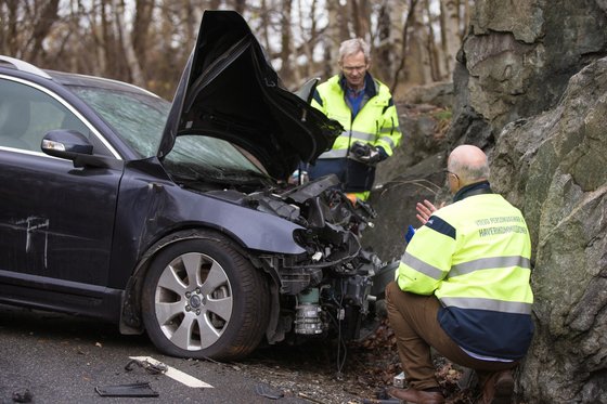車 구겨져도 경상…박지윤 그 볼보, 16년간 英사망사고 0건 車 구겨져도 경상…박지윤 그 볼보, 16년간 英사망사고 0건