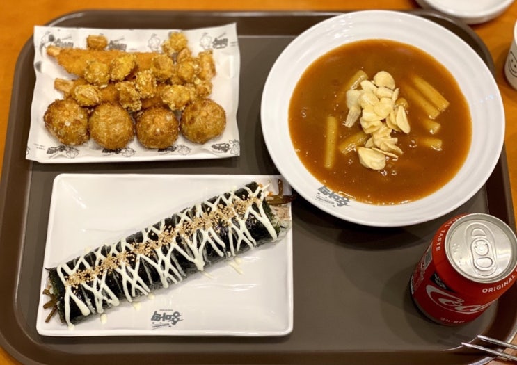  신림 떡볶이, 마늘맛이 맛있는 홍마떡 신림점