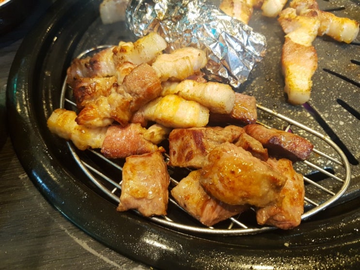상현역 맛집 회식장소로 좋은 진짜돼지 광교상현점 상현역 맛집 회식장소로 좋은 진짜돼지 광교상현점