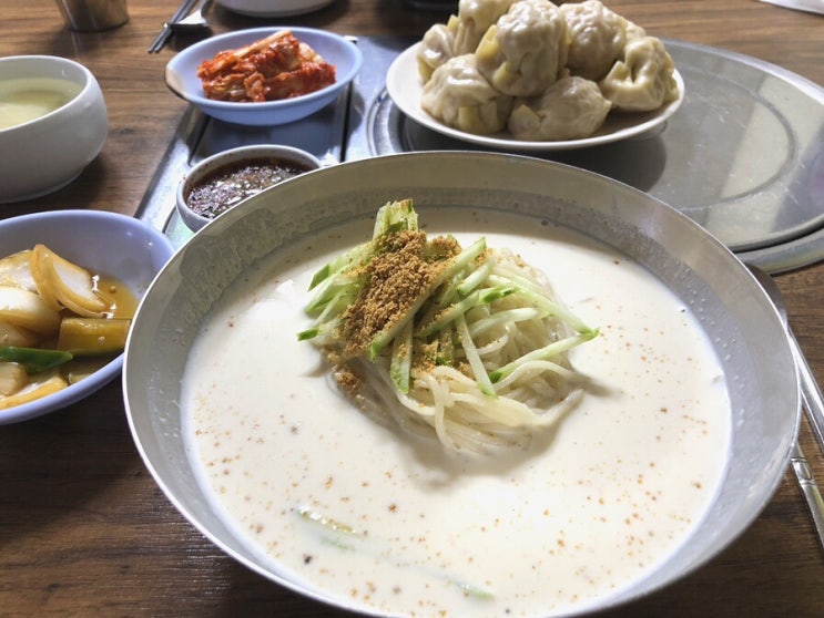  여주프리미엄아울렛 맛집 보배네집 - 여주 콩국수와 만두 맛집 (feat. 떡만두국 밥 말아먹기)