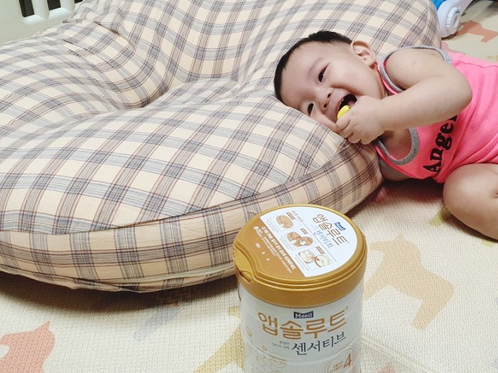  자주 토하는아기 추천 조합 로토토 역류방지쿠션&앱솔루트 센서티브 분유