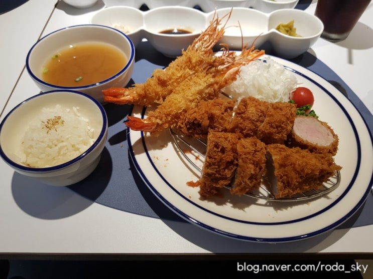  강남역 근처 맛집 (구) 강남재재식당 키친다함, 웨이팅해도 다시 먹을 인생 돈까스! (로다맛집등극)