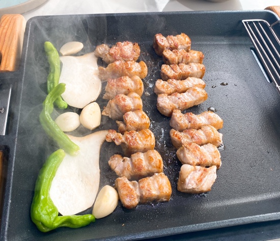  [전주만성동맛집]-퀄리티가 다른 삼겹살 맛집! ‘ 금색돼지 만성직영점’
