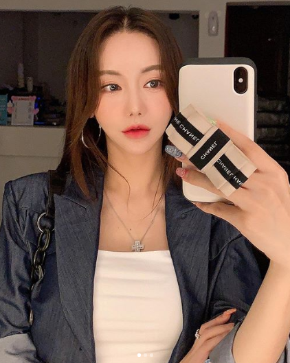 박서아 프로필(결별, bj박서아, 인스타, 성형전, 브레이브걸스, 성형, 나이 등)