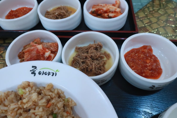  죽이야기 해물볶음밥, 김치볶음밥