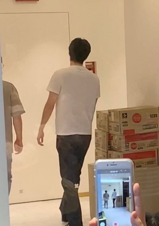SM 소속사에 밥을 한가득 보내버린 회사 SM 소속사에 밥을 한가득 보내버린 회사