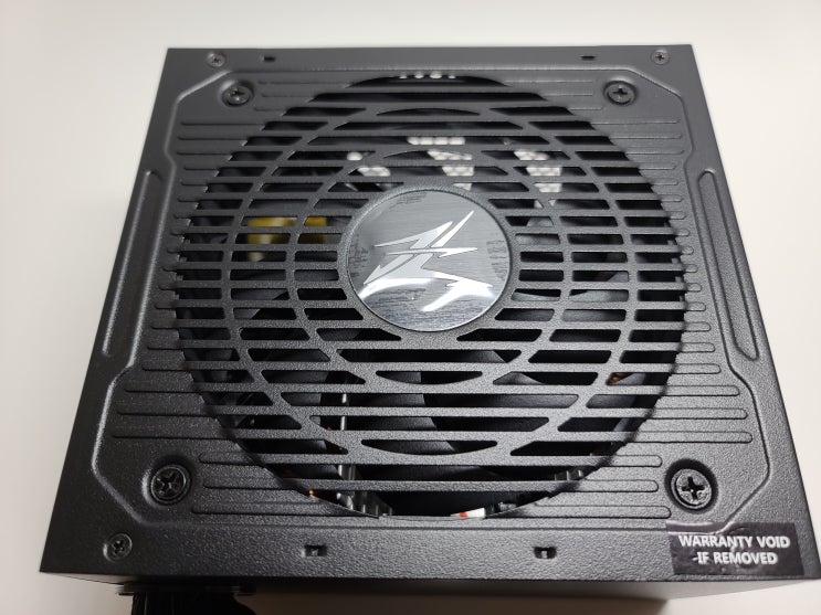  가성비의 보급형 파워. 잘만 MegaMax 700W 80PLUS STANDARD 파워서플라이