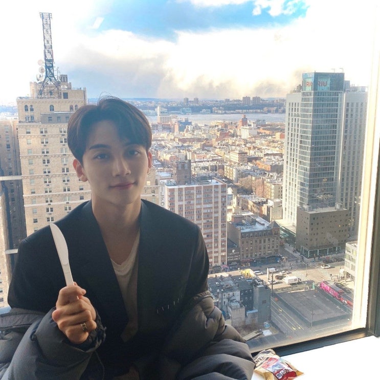학생 때 스스로 별로 인기 없다던 아이돌 세븐틴 정한 학생 때 스스로 별로 인기 없다던 아이돌 세븐틴 정한