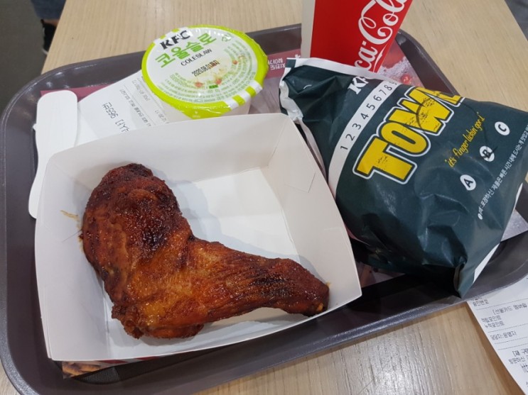[KFC / 신메뉴] KFC 켄터키 통다리 구이, 이탈리안 타워버거 신메뉴 햄버거 세트 먹은 후기!(feat, 할인방법)