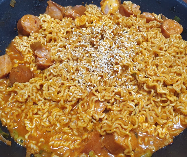  요린이들도 쉽게 만들 수 있는 '백파더 라볶이'
