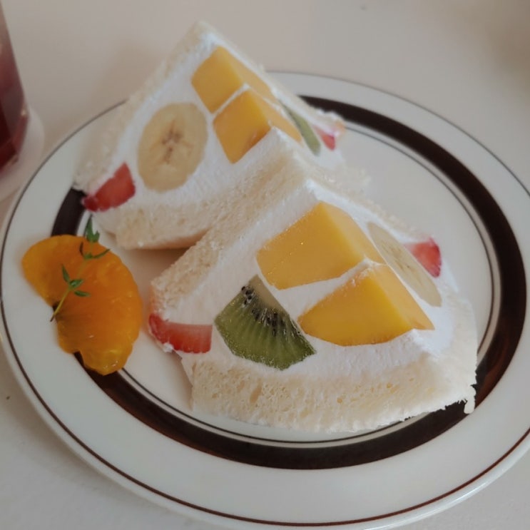  을지로 후르츠산도 맛집 분카샤