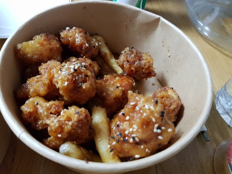  치킨은 귀찮고 간단히 치맥하고싶을때.. 행복한 닭강정 추천