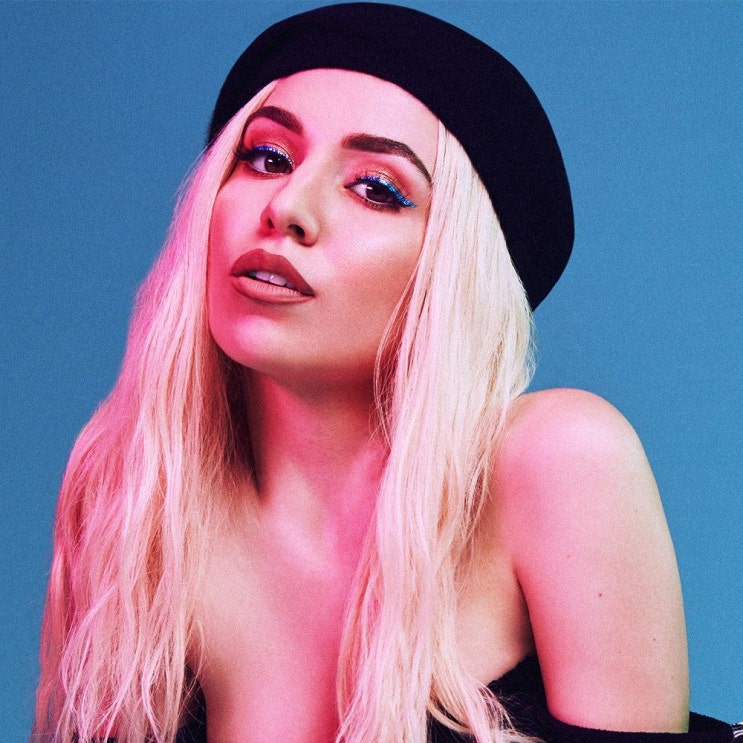 아바 맥스(Ava Max)-Who's Laughing Now(가사/번역/해석) 아바 맥스(Ava Max)-Who's Laughing Now(가사/번역/해석)