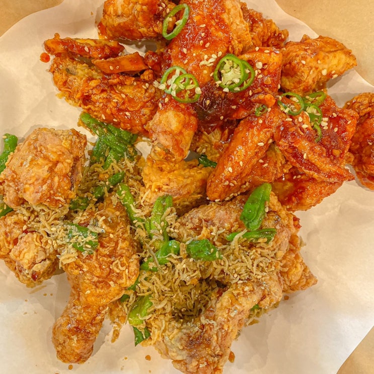  효도치킨 꽈리고추와 멸치 조합!! (feat 치맥 ) 강남구청역 치킨 맛집