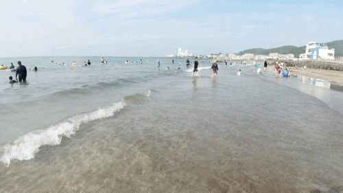 한적한 해변, 삼양해수욕장2! 검은모래해변으로 유명한 삼양해수욕장에서 조금 떨어진 또 하나의 삼양해수욕장~ | 알쓸리뷰X제주여행