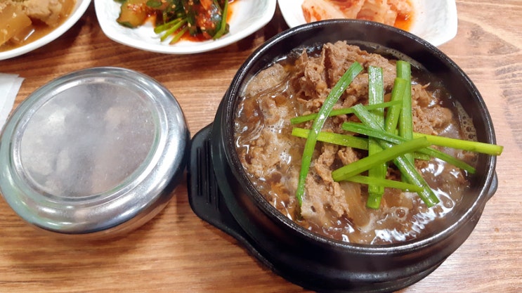 오늘의 런치 서울시청 지하상가 짱이네? 없는것 빼고 다 되는 가정식 분식집 '뚝불' 오늘의 런치 서울시청 지하상가 짱이네? 없는것 빼고 다 되는 가정식 분식집 '뚝불'
