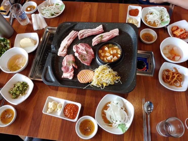  김천 지례흑돼지 수라간