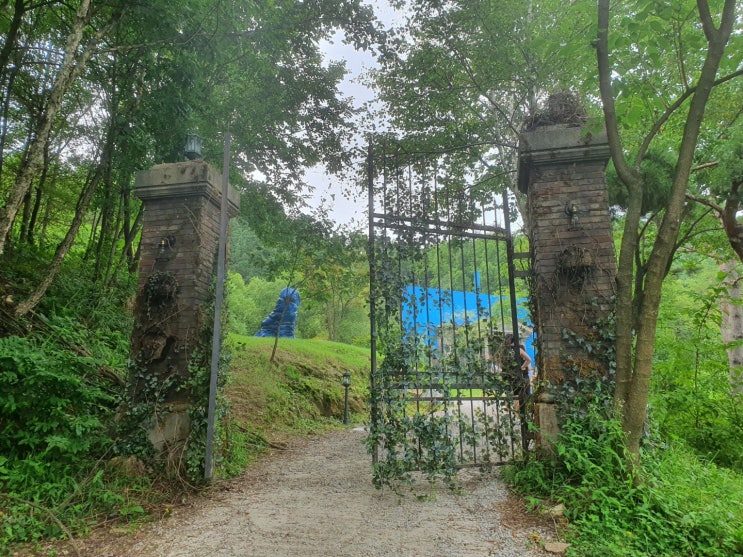 원주 카페 사니다 까페 드라마 촬영지(저주받은 성)에 다녀왔습니다. 원주 카페 사니다 까페 드라마 촬영지(저주받은 성)에 다녀왔습니다.